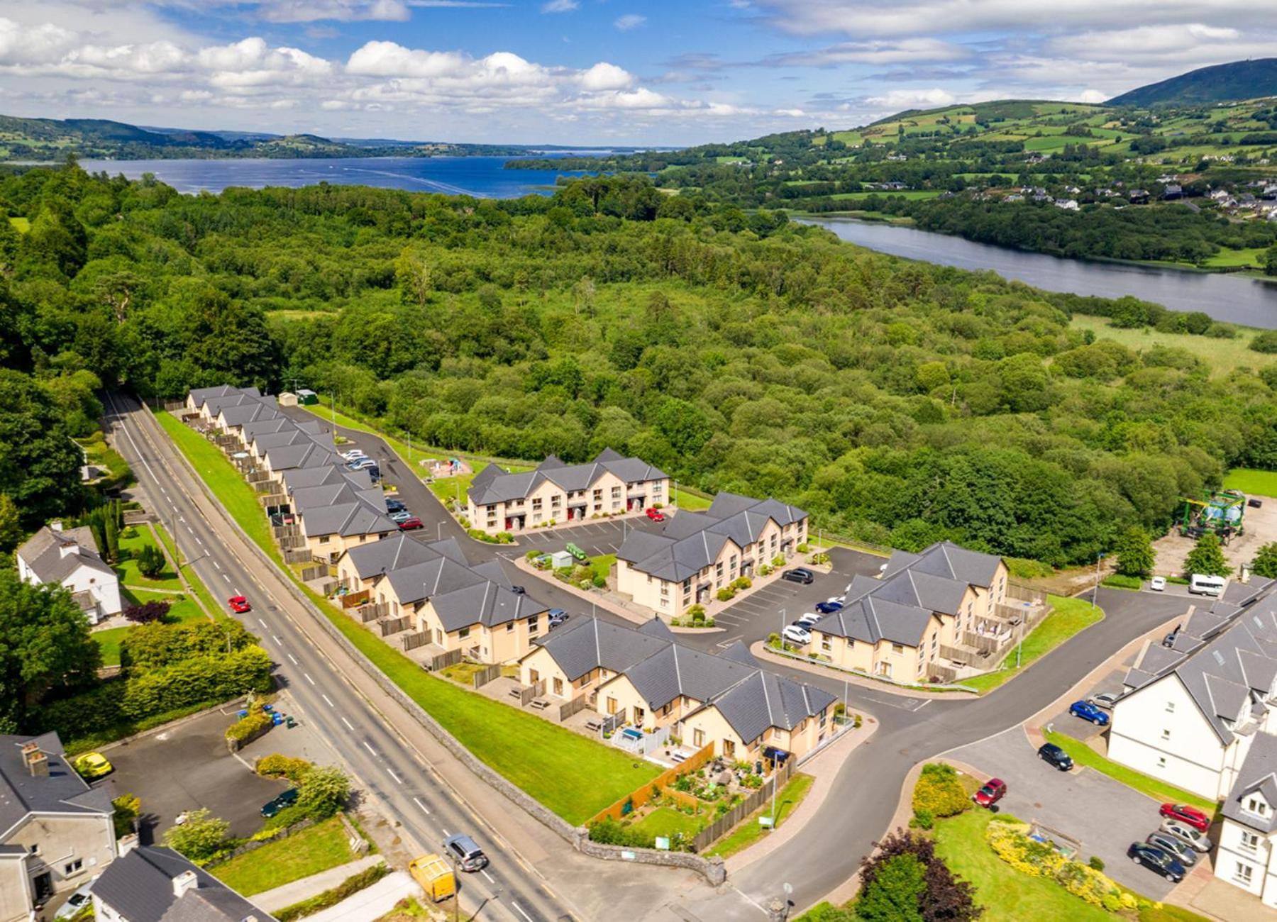 Lakeside Holiday Homes - Type A By Trident Holiday Homes Killaloe Esterno foto